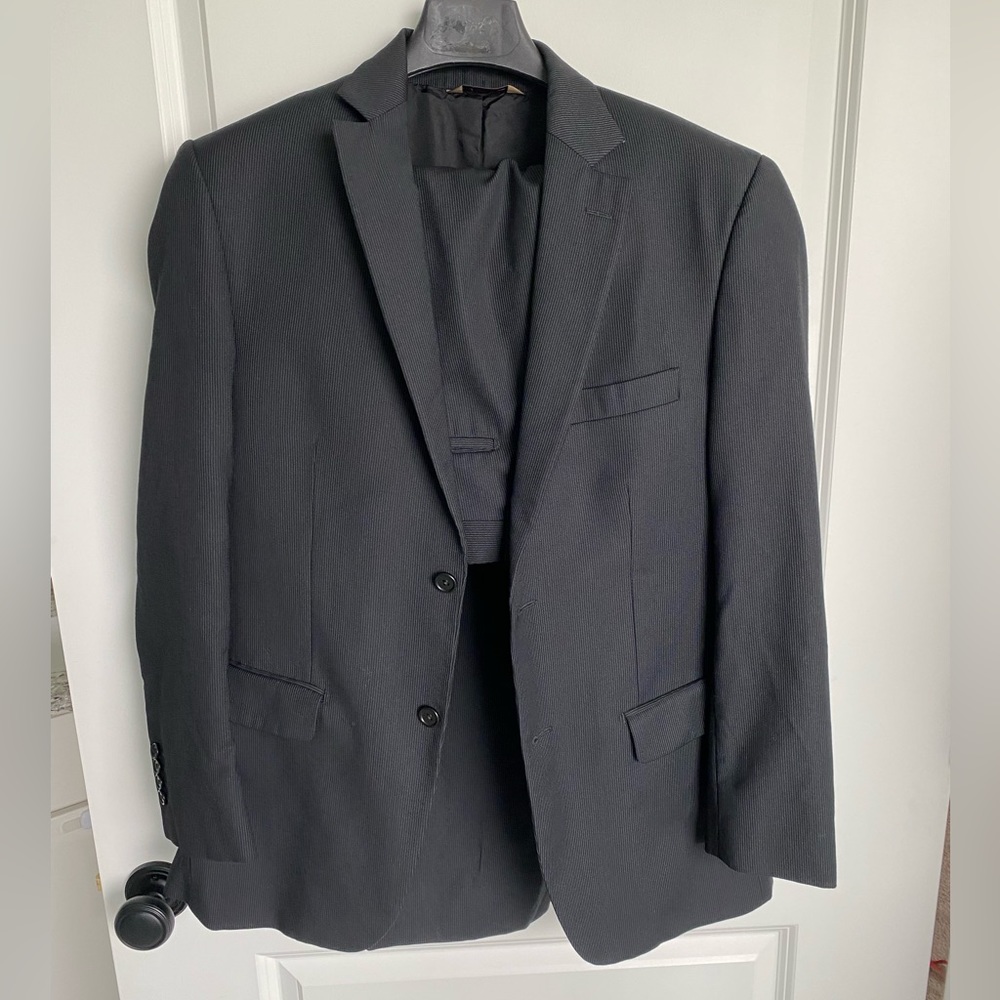 Pronto Uomo Suit
